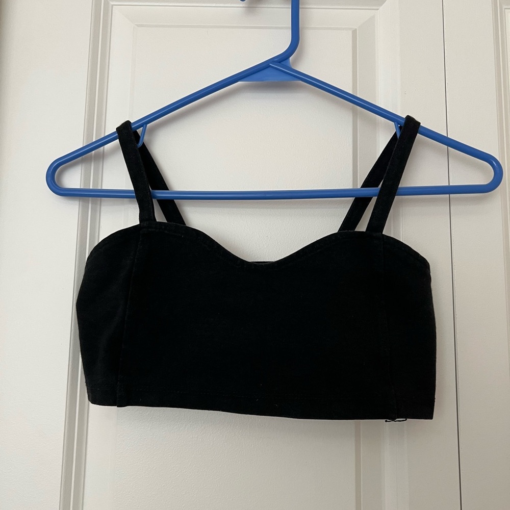 2/$20 🎀 Brandy Melville black caged crop top